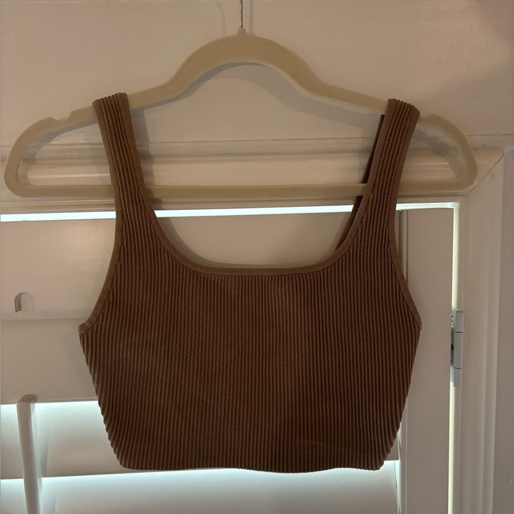 Aritzia Babaton Sculpt Knit Tank Brown Ribbed Women's Top